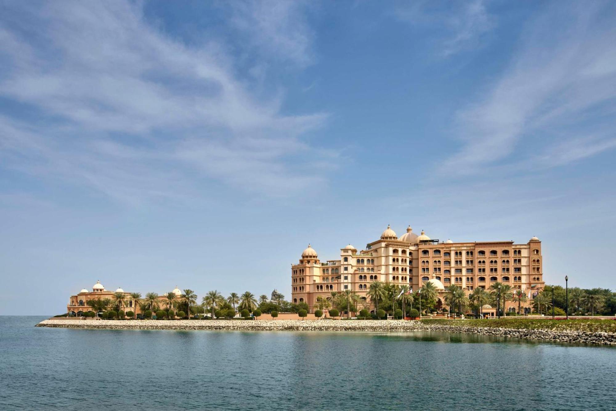 Marsa Malaz Kempinski, The Pearl Resort