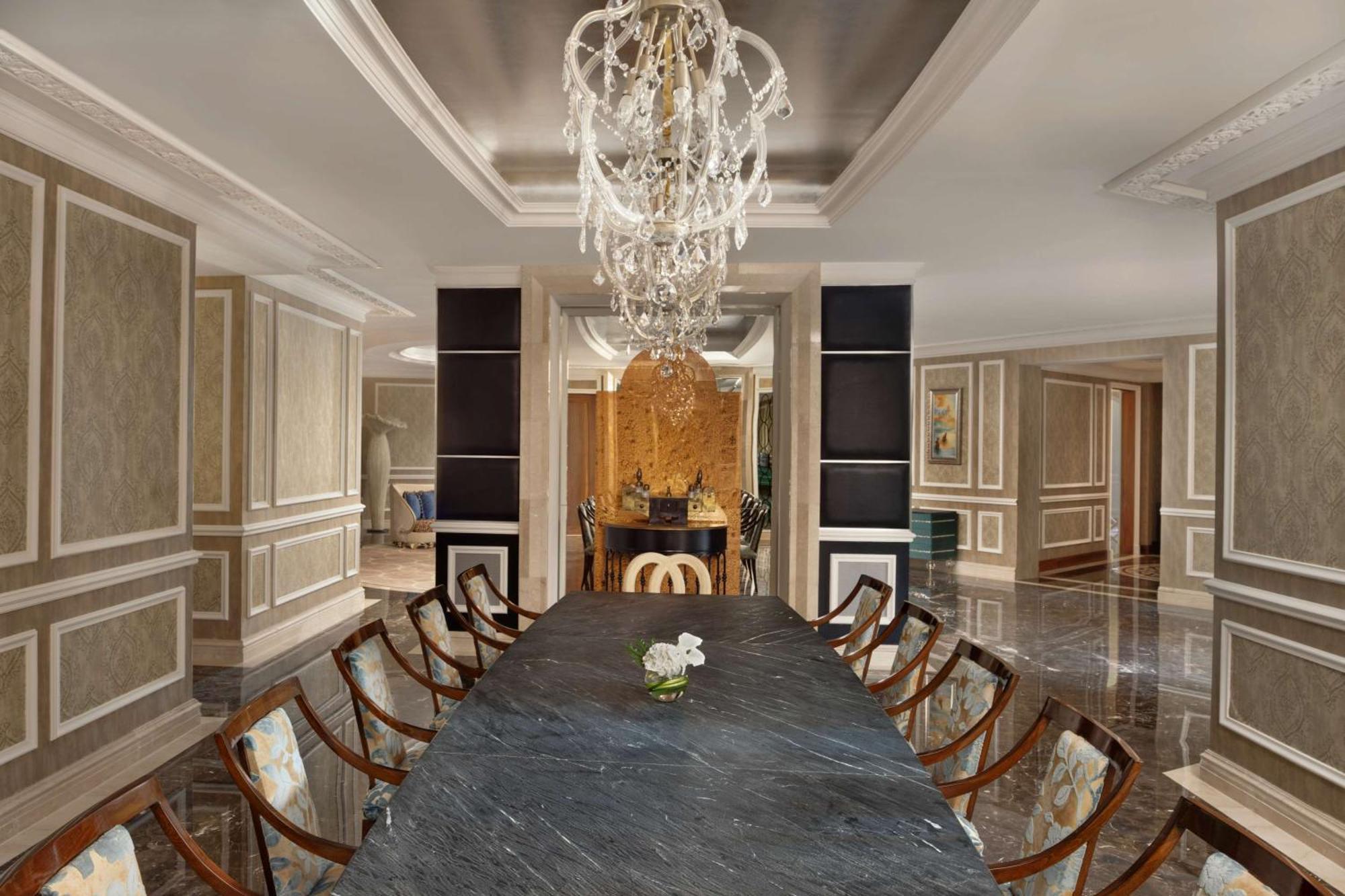 Marsa Malaz Kempinski, The Pearl Resort